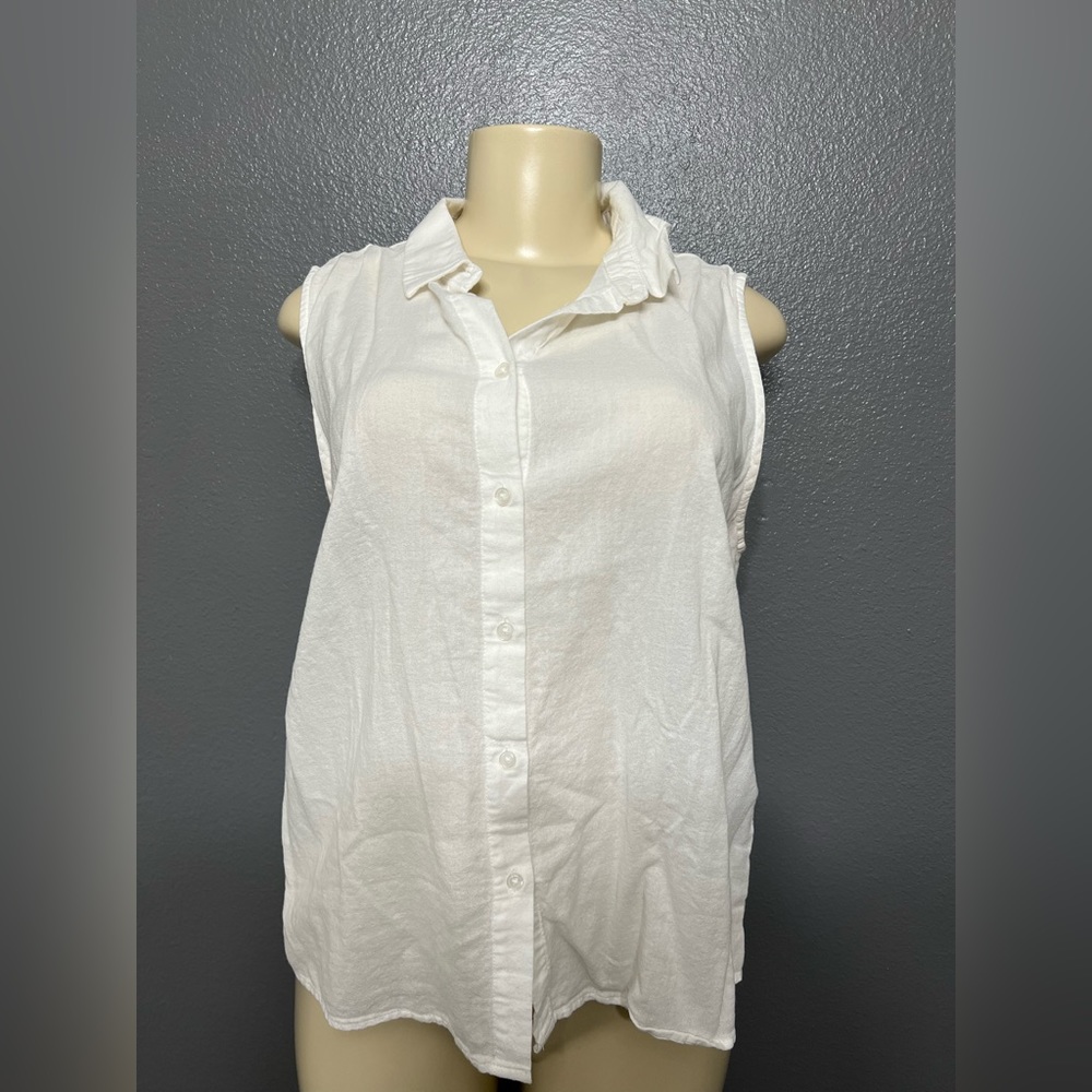 A NEW DAY Women's Shirt Top Blouse Size XXL SLEEVELESS BUTTON UP